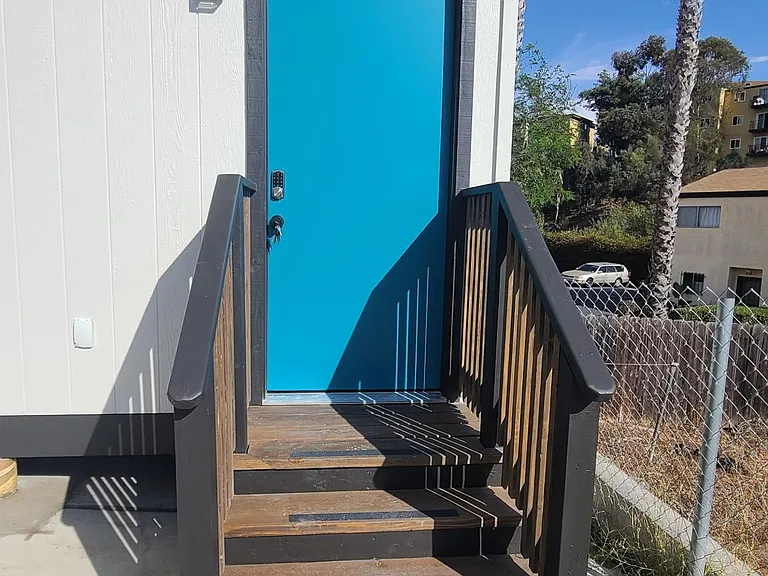 3765 Winona Ave #A — Photo 3