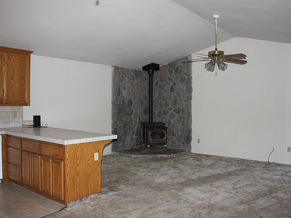 3rd image of 1729 Cedar Crest Ave