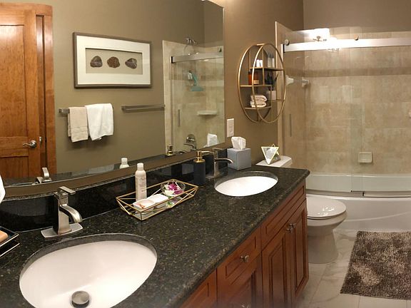 second full guest bathroom