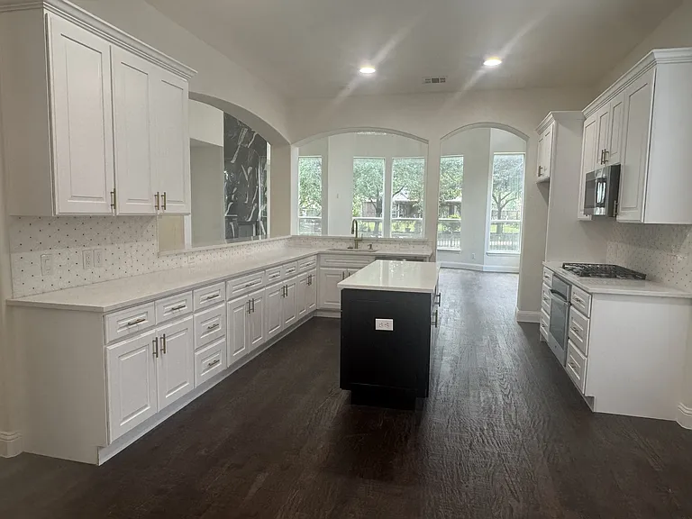 5967 Hidden Creek Ln — Photo 8