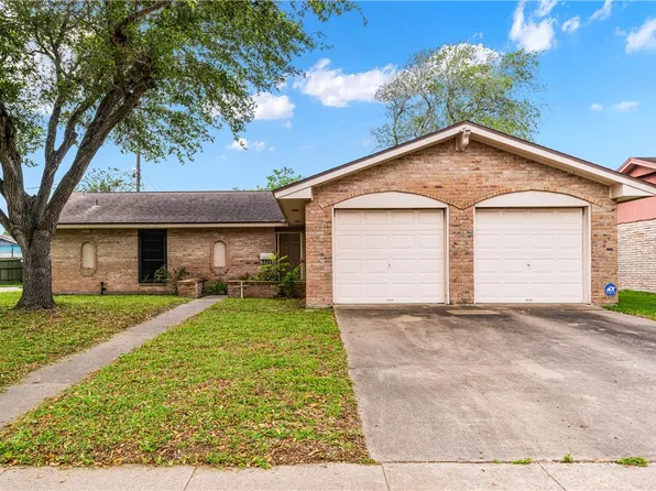 3921 Capri Dr, Corpus Christi, TX 78415
