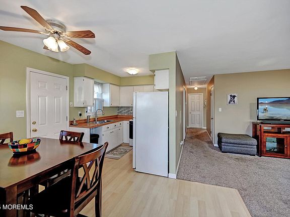 2nd image of 424 Anthony Avenue