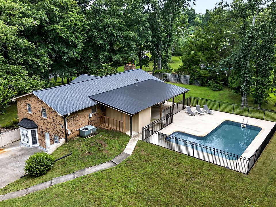 1st image of 7311 Henry Dr