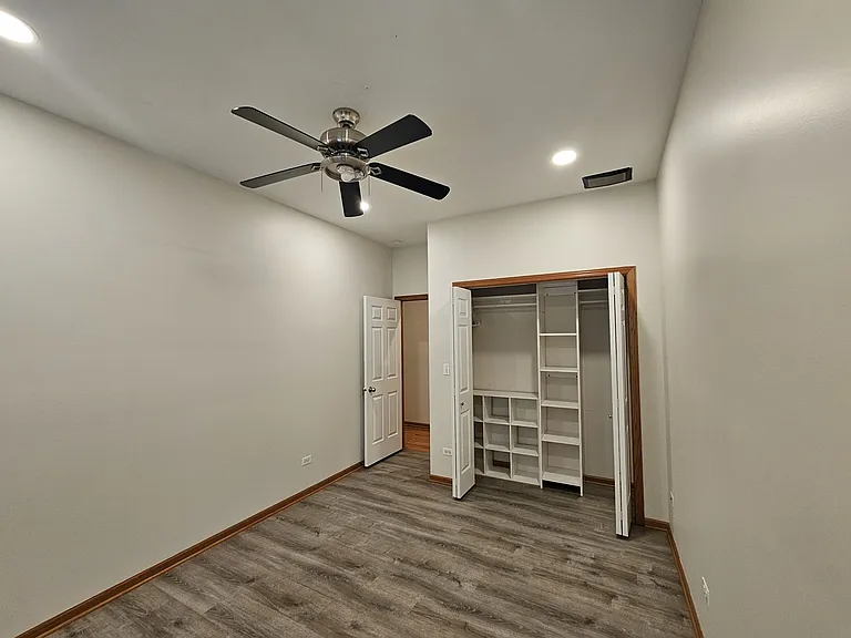 1326 W Grenshaw St #2-D — Photo 12