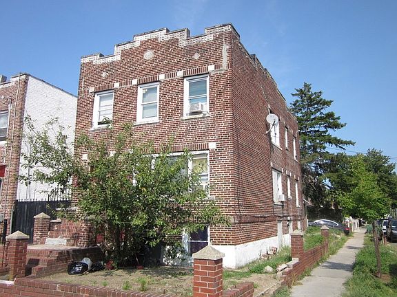 3rd image of 10619 177th St
