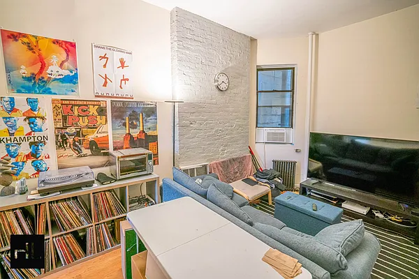 Rented by Highline Residential | media 7