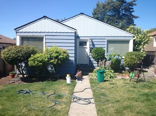 8115 34th Ave SW, Seattle, WA 98126