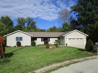 207 N 2nd Ave, Colona, IL 61241