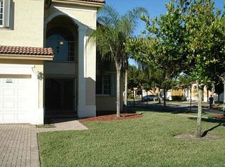 3911 NE 20th St, Homestead, FL 33033