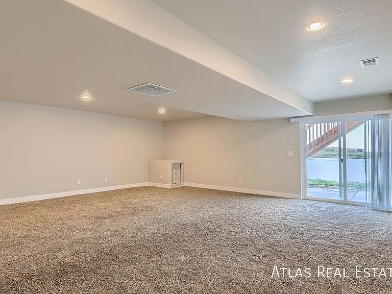 1841 Holloway Dr #JV DISPO SALE CANDID — Photo 9