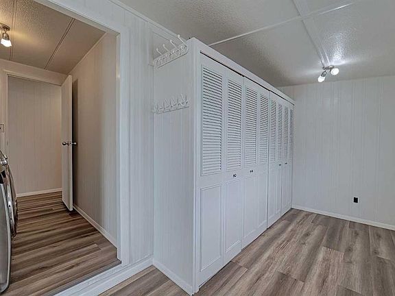 5th image of 99 Arbour Lake Rd NW #303