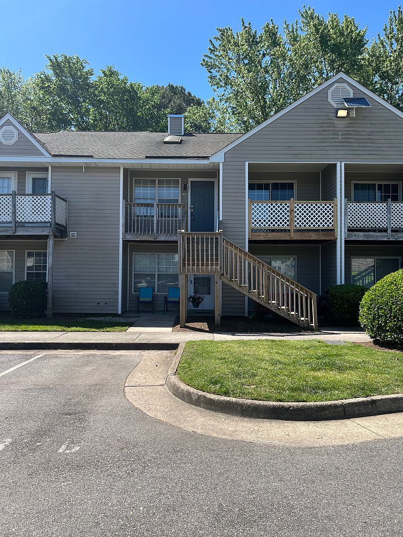 233 Lantana Ln B, Hampton, VA 23669 Zillow