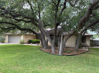 203 Oakwood Dr, Georgetown, TX 78628