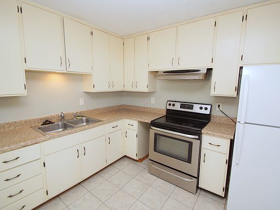 4th image of 3618 18th St