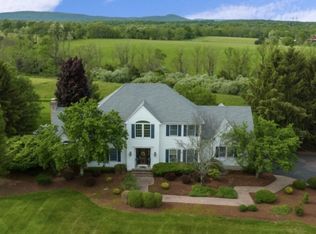 317 Van Neste Rd, Flemington, NJ 08822