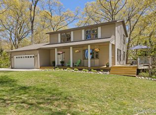 15780 Ridge Ln, Spring Lake, MI 49456