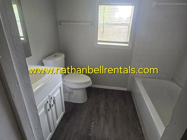 101 23rd St SE — Photo 7
