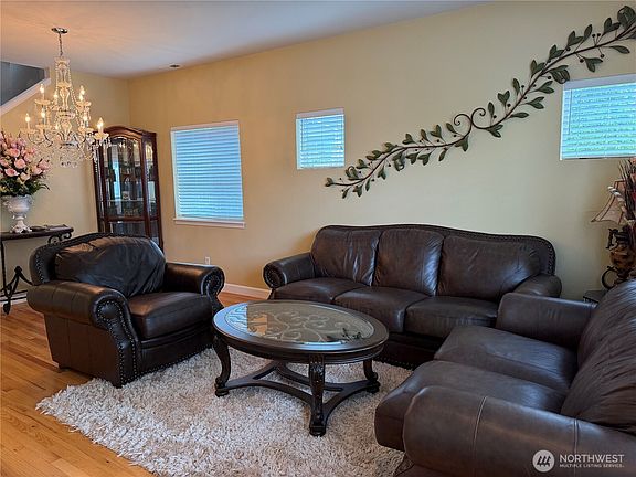 3rd image of 8105 88th Street NE