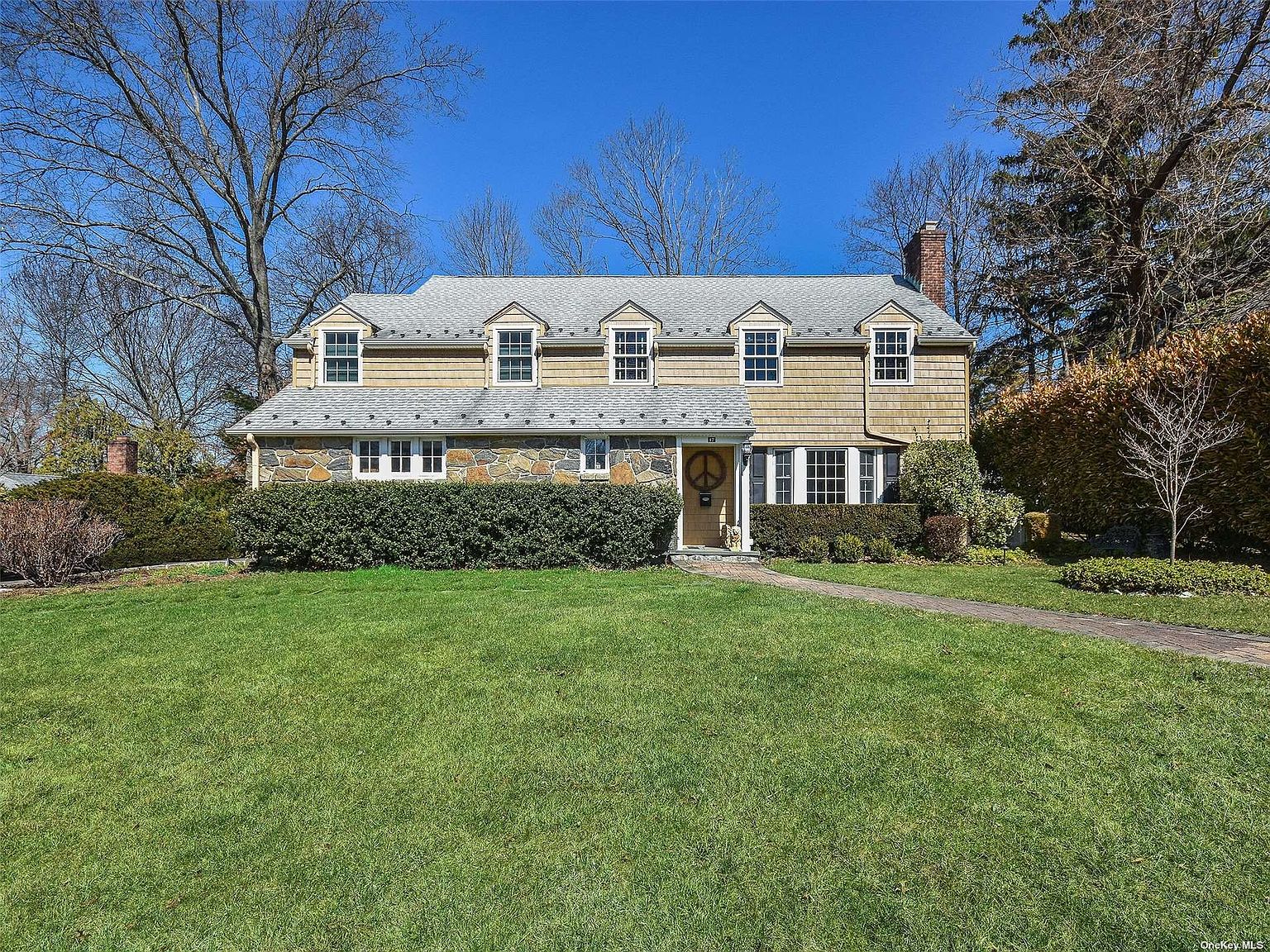 17 Hawthorne Avenue, Port Washington, NY 11050 Zillow