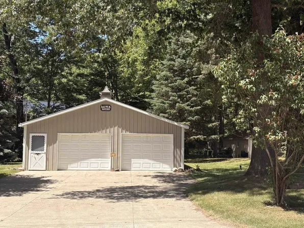 10755 Alpine Dr, Lake, MI 48632