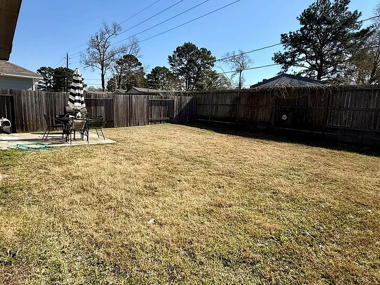 834 Redinger Ridge Dr — Photo 10