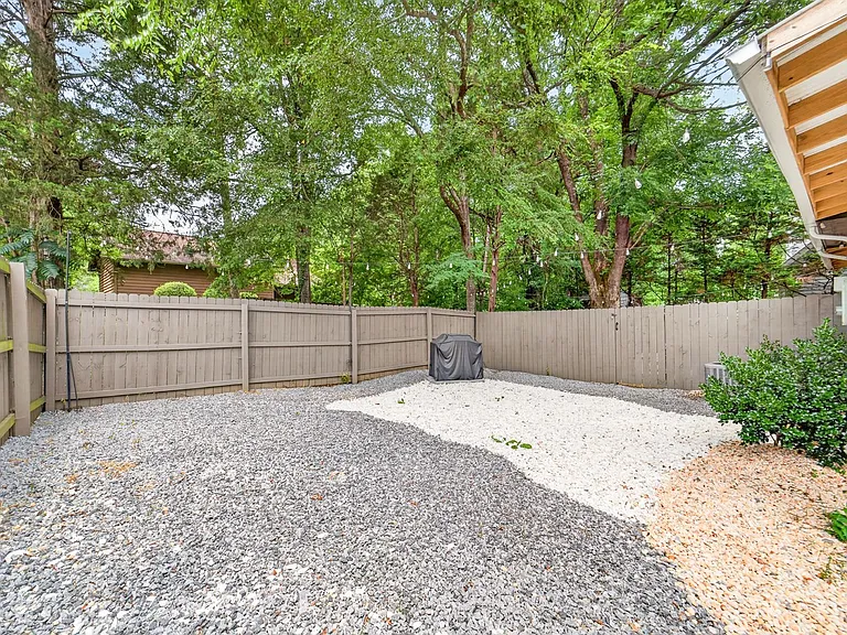 5100 Summer Gate Dr — Photo 8