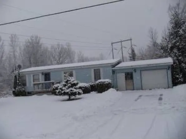 5 Romeo Cir, Plattsburgh, NY 12901