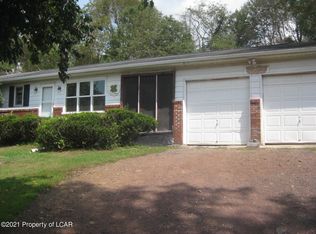 1298 Mountain Rd, Shavertown, PA 18708