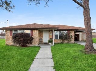 4910 Eunice St, New Orleans, LA 70127