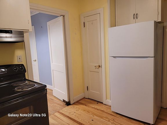 5th image of 1111 Hilltop Ave NW
