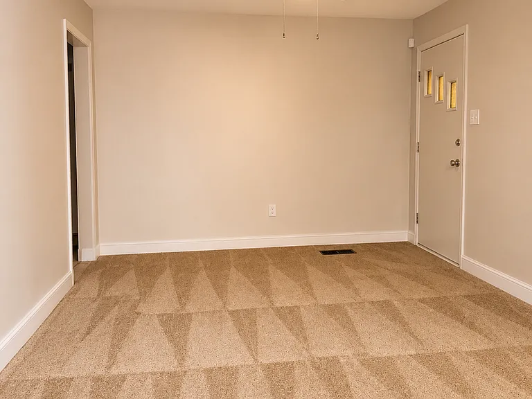 3122 Oak Forest Dr — Photo 3