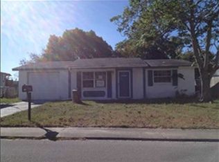 9725 Rainbow Ln, Port Richey, FL 34668