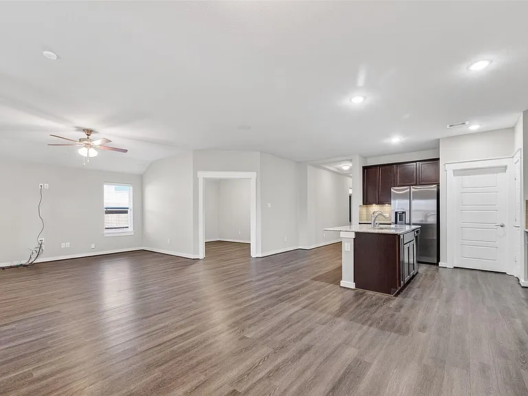 12322 Sabine Point Dr — Photo 17