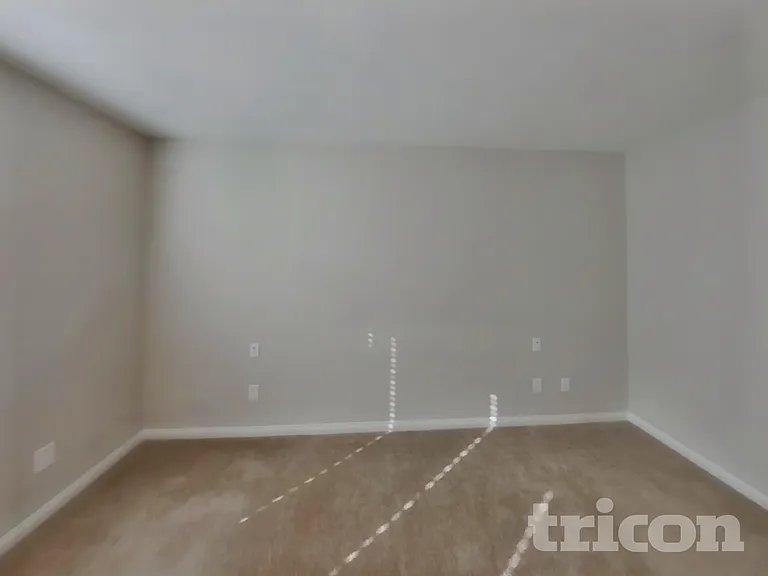 7345 Sunray Point St — Photo 5