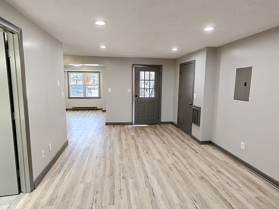 5th image of 17B1 Regan St #B1