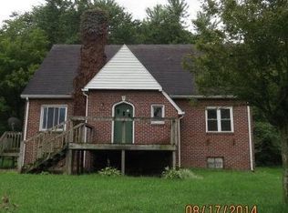 338 Pearl Ave, Marion, VA 24354