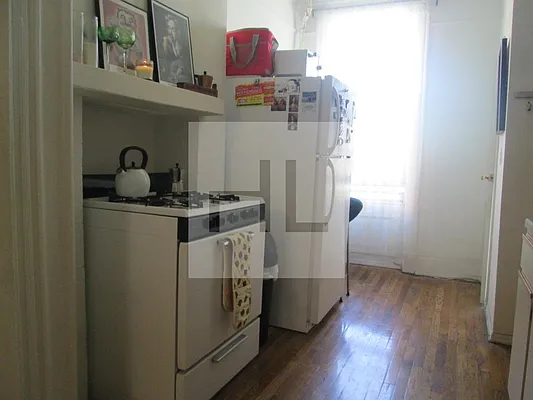 Rented by Highline Residential | media 38