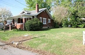 3rd image of 305 Eisenhour St
