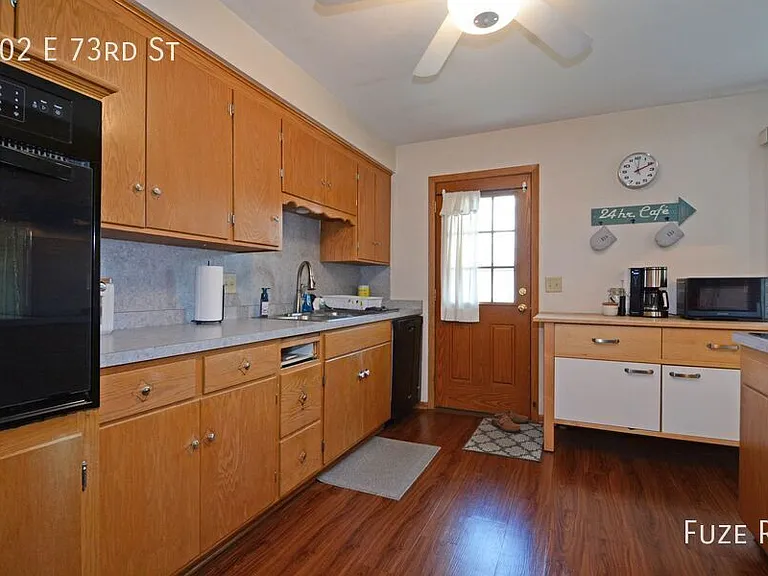 602 73rd St E — Photo 10