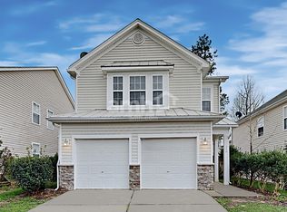 140 Trayesan Dr, Holly Springs, NC 27540