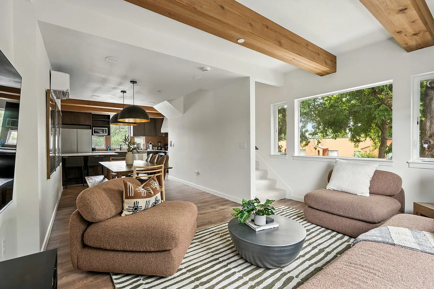 5 bed, 2.0 bath, 1496 sqft, $18,894 — Photo 4