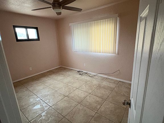 4th image of 209 W Carlton St APT A