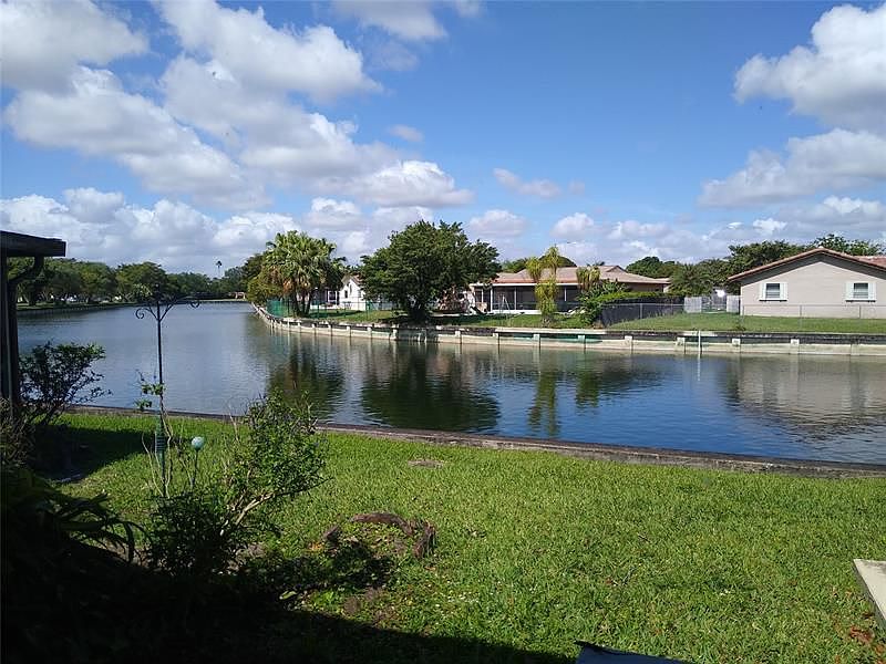 1st image of 6519 NW 94th Ter