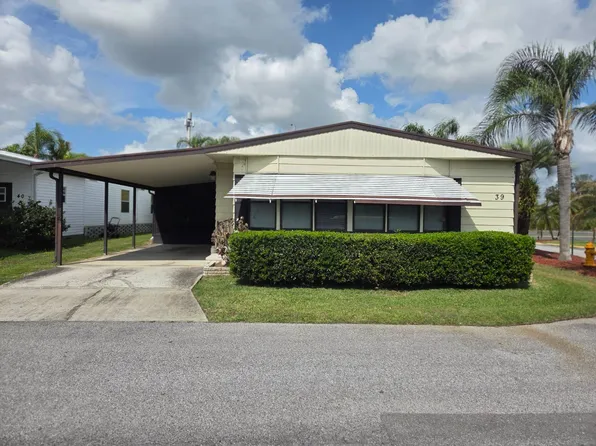 39 Charlotte Cir W, Lakeland, FL 33803