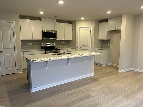 2nd image of 1215 Melrude Ct Lot 46