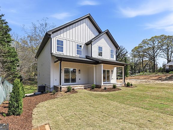 4th image of 1123 Riverside Ter