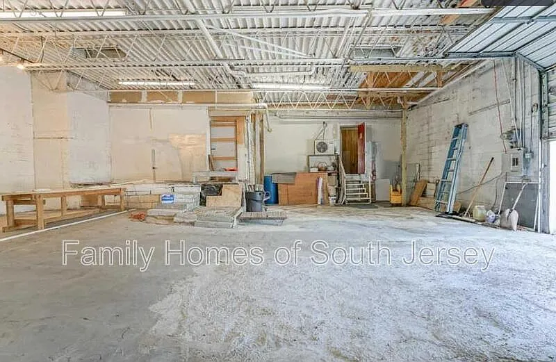Studio, 1300 sqft, $1,500 — Photo 4