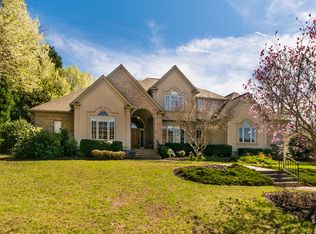 1900 Falmouth Dr, Greensboro, NC 27410