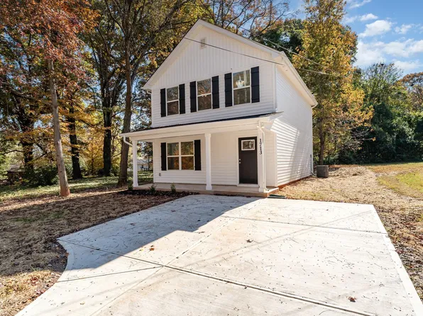 1713 Forest Dr, Statesville, NC 28677