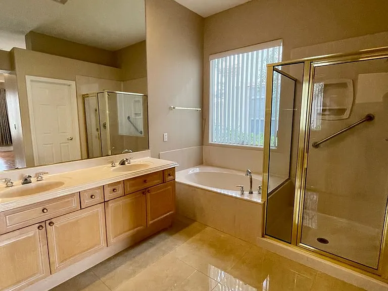 231 Cliff Valley Dr — Photo 24